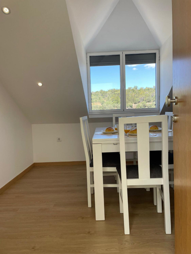 Others 2, Vita Portucale | Stylish Apartment Campo Ourique, Lisbon