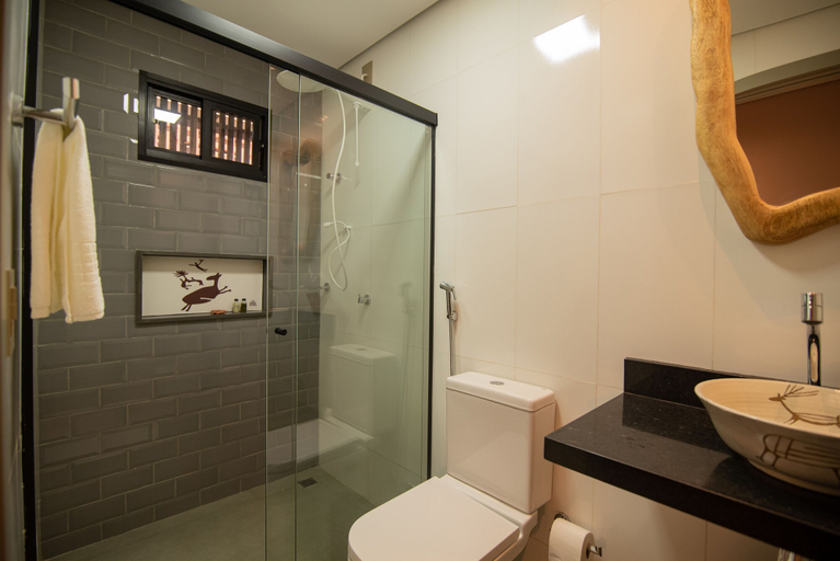 Bathroom, HOTEL SERRA DA CAPIVARA, São Raimundo Nonato