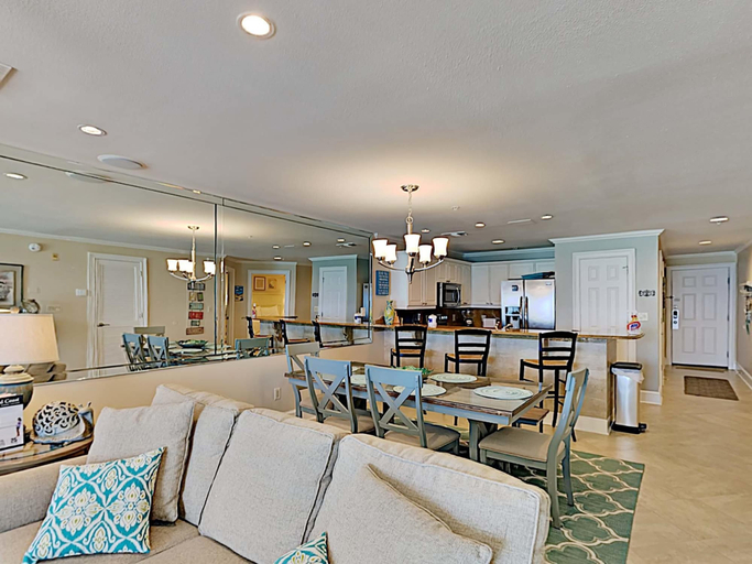 Food & Drinks 5, Crystal Dunes by Southern Vacation Rentals, Okaloosa