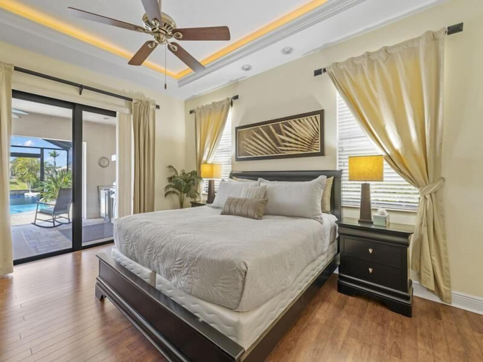 Bedroom 3, Bliss on Eternity by Vtrips, Lee