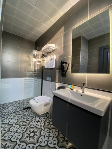 Bathroom 5, World Class Airport Hotel, Arnavutkoy