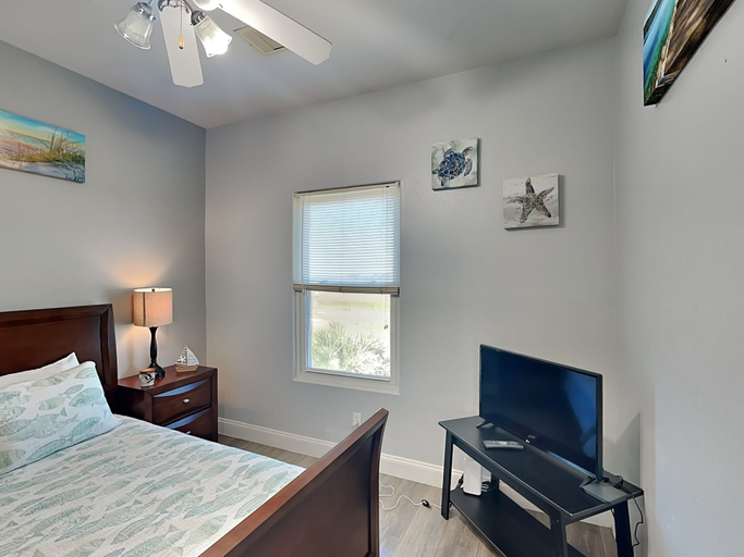 Bedroom 3, Camino to the Beach, Galveston