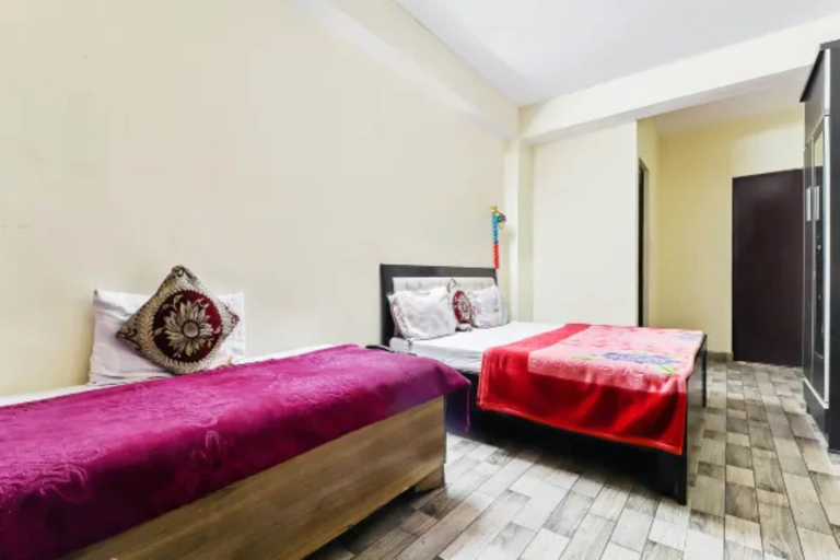 Bedroom 4, Goroomgo Naina Homestay Mussoorie, Dehradun