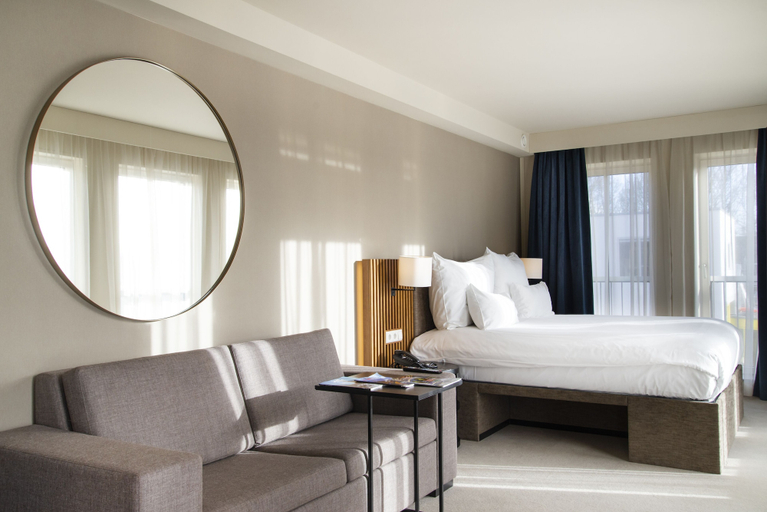 Bedroom 3, Pestana Amsterdam Riverside, Amsterdam