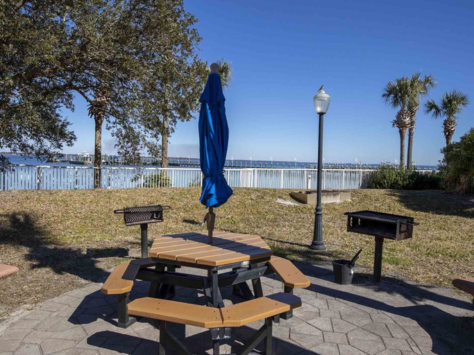 Others 5, Destin West Heron #306 by Southern Vacation Rentals, Okaloosa