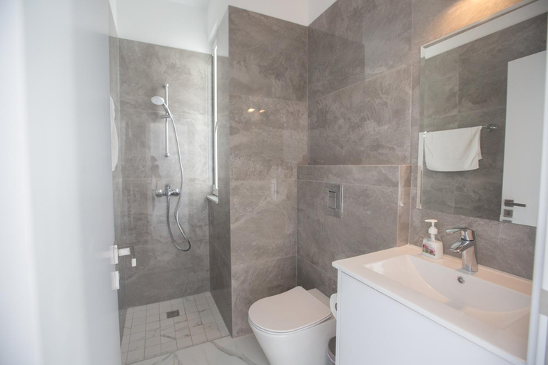 Bathroom 5, Vie Bleu Villas