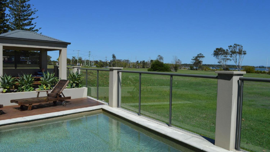 Sport & Beauty, Watermark 5 Luxury Riverview Apartments, Clarence Valley- Coast