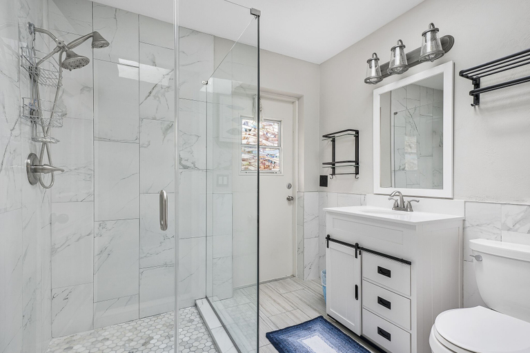 Bathroom 4, Beechwood Oasis, Flagler