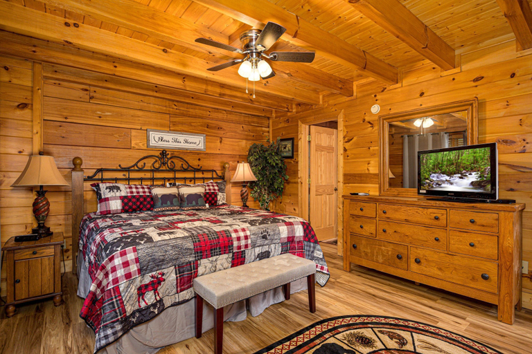 Bedroom 3, MooseBehaving - Two Bedroom Cabin, Sevier