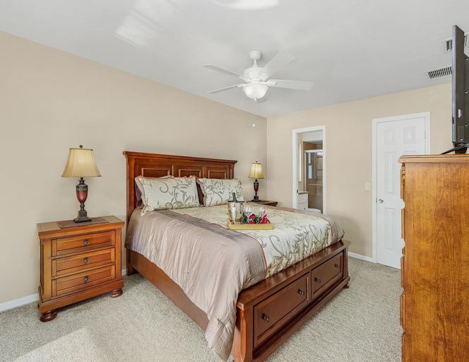 Bedroom 3, Villa Alecia, Lee