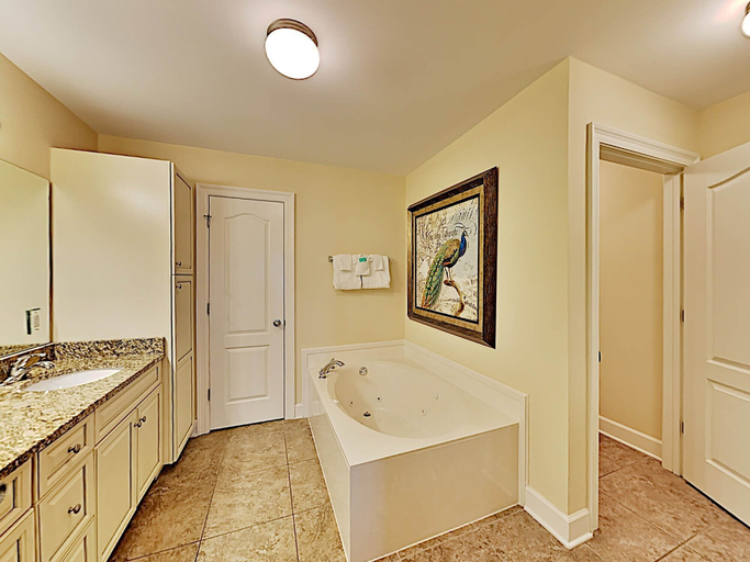 Bathroom 4, The Oasis at Orange Beach by Southern Vacation Rentals, Baldwin