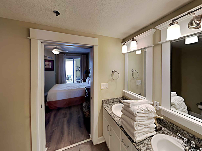 Bathroom 4, Grand Panama Beach Resort by Resort Collection, Bay