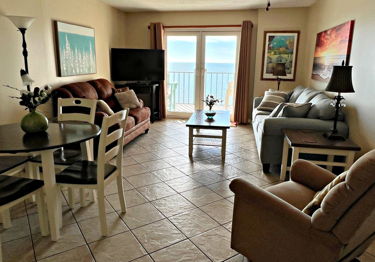 Others 5, Surf Side Shores II, Baldwin