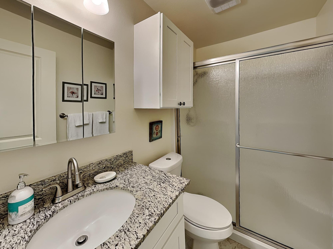 Bathroom 4, Key Allegro Canal House, Aransas