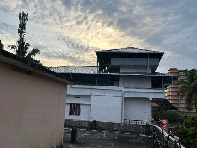 Others 5, Mukalel Tourist Home, Ernakulam