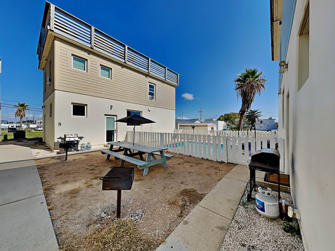 Exterior & Views 2, Candies Paradise, Nueces