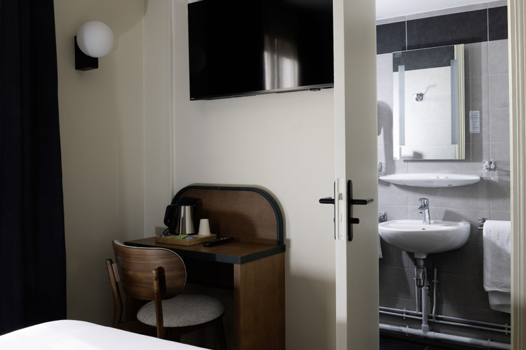 Bathroom 3, Bijou Hôtel Paris Boulogne, Hauts-de-Seine