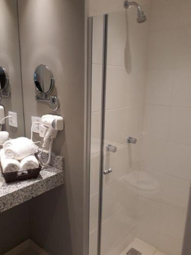 Bathroom 5, Hotel Del Fiol, Tatuí