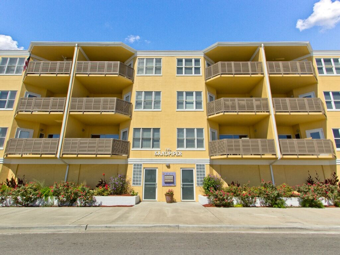 Sandpiper Condos, Chatham