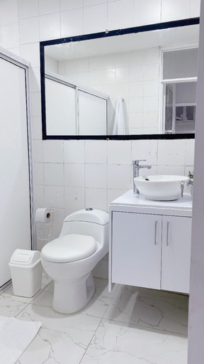 Bathroom 5, Apartment Old City, Cartagena de Indias