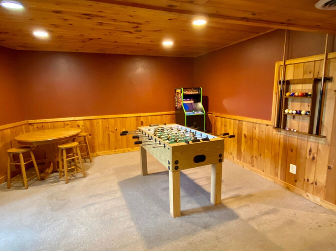 Food & Drinks 5, Million Dollar View - Four Bedroom Cabin, Sevier