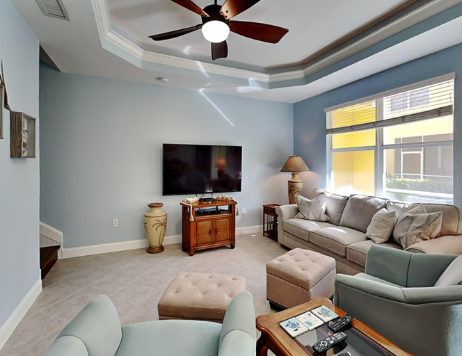 Others 5, Sail Harbour 104, Lee