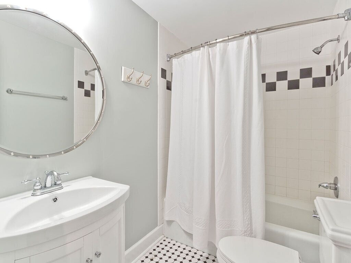Bathroom 4, Habersham 2 by Tybee Vacation Rentals, Chatham