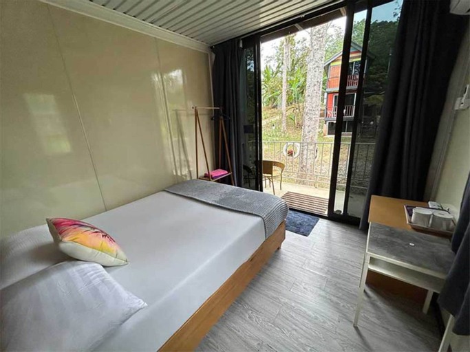 Bedroom 27