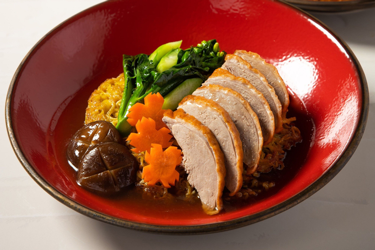 Food & Drinks 17