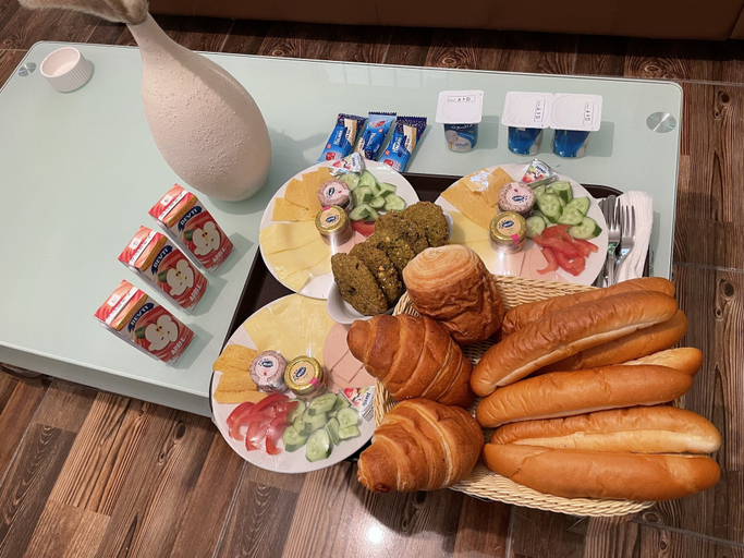 Food & Drinks, Diyar Pyramids Inn, Al-Ahram