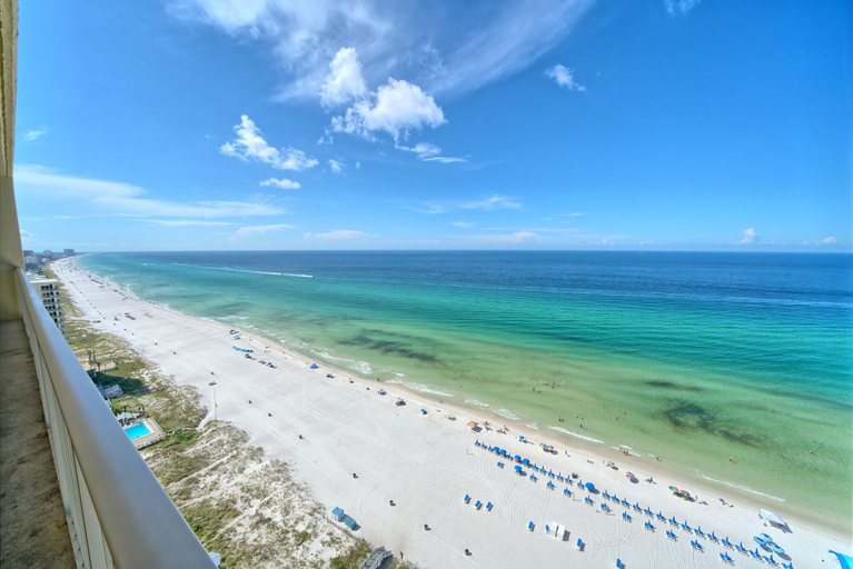 Others 5, Wondrous Condo with Beach Access and Poolside Beach - Unit 2103 by RedAwning, Bay