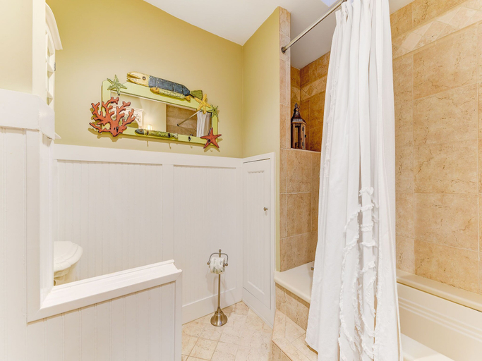 Bathroom 4, Fishermans Cove 45, Saint Johns