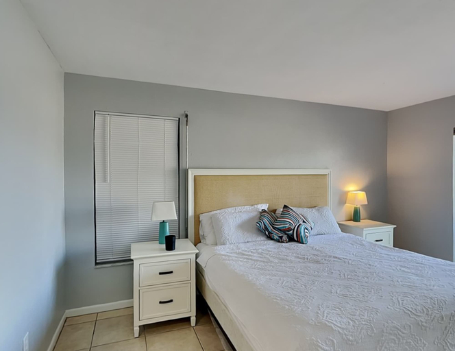 Bedroom 2, Sunshine Canal Home, Lee