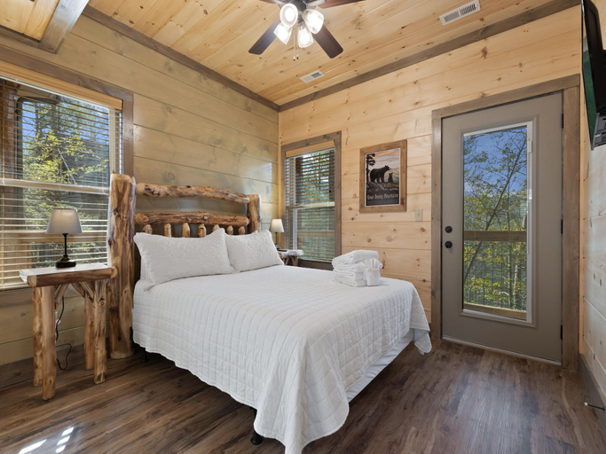 Bedroom 2, Cosby Knob - Unit 3, Cocke