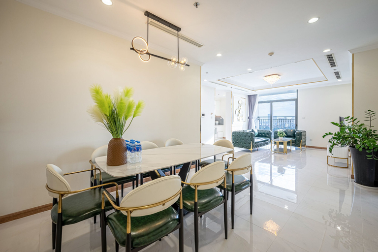 Dining Room 28