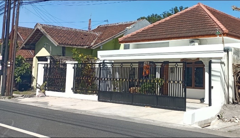 Exterior & Views 2, Omi Homestay Yogyakarta, Sleman