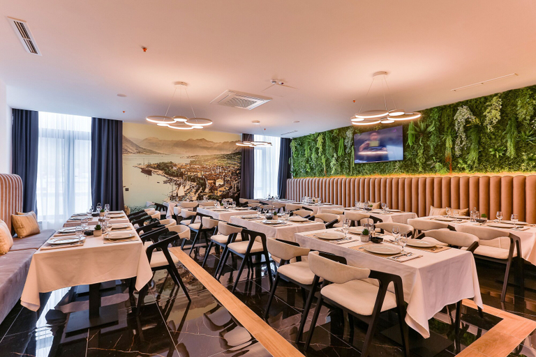 Food & Drinks 5, Hotel Boka