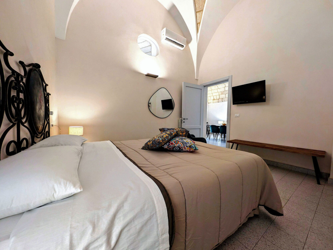 Bedroom 4, Oikia Vacanze Giuggianello Le Bey, Lecce