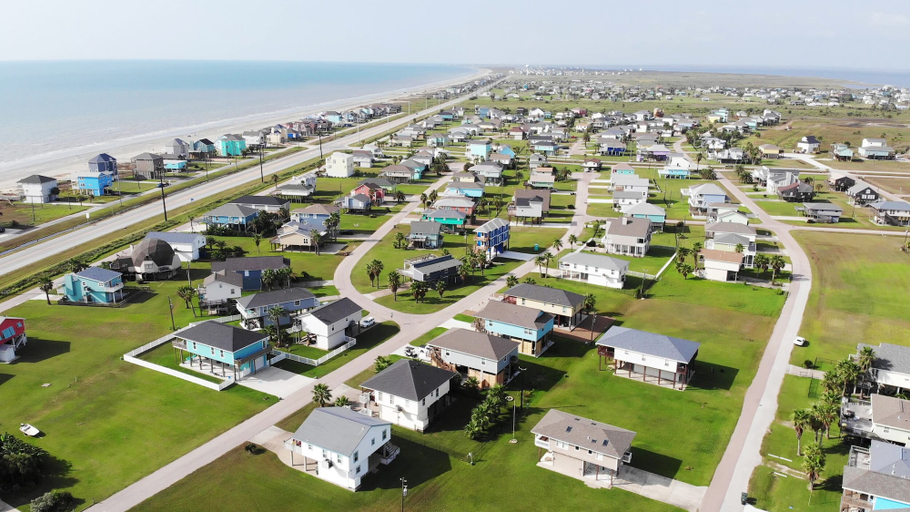 Exterior & Views 2, Beachfront Retreat, Galveston