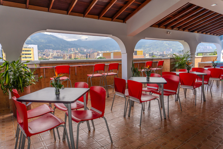 Food & Drinks 5, Hotel Alcaravan Medellín, Medellín