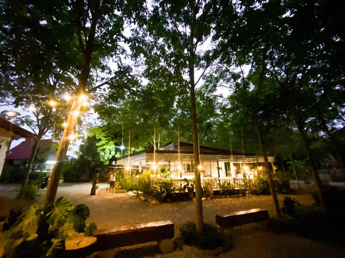 Sameikei Homestay, Song