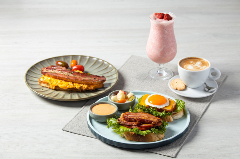 Food & Drinks 13