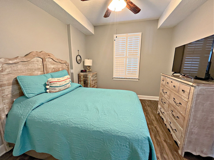 Bedroom 3, Island Royale, Baldwin