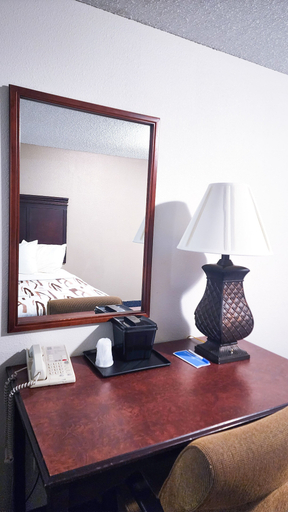 Bedroom 3, Rodeway Inn Helena, Lewis and Clark