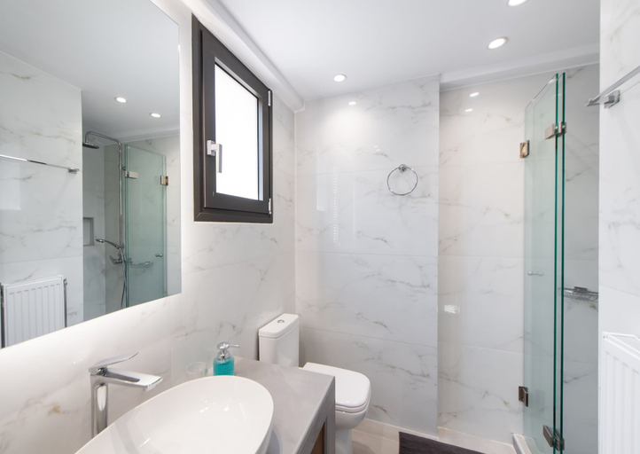 Bathroom 2, Halcyon Deluxe Maisonettes Sea View, Ionian Islands