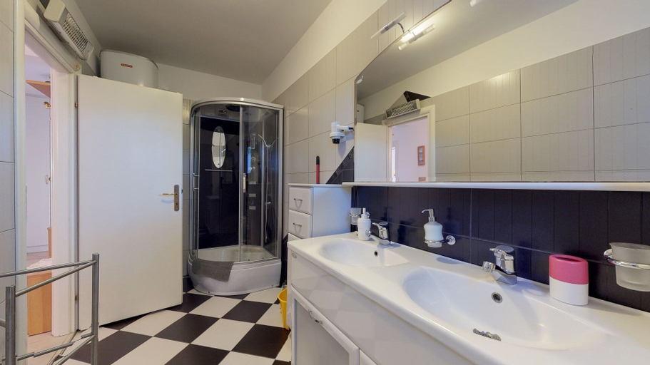 Bathroom 4, Villa Luppo, Opatija/Veprinac