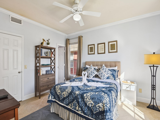 Bedroom 3, Dawn 421 - Island Time, Galveston