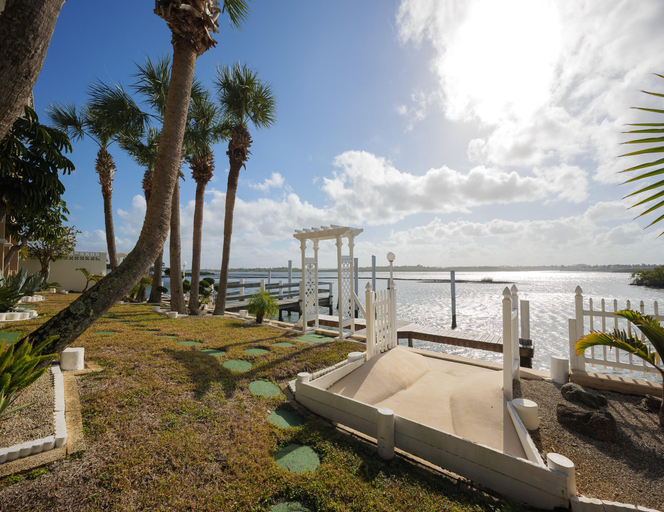 Others 5, Intercoastal Dreams 101, Volusia