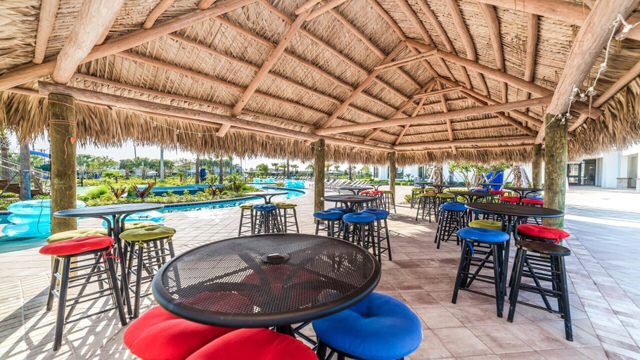 Food & Drinks 4, Storey Lake 9BR Wonderland Home 2852, Osceola