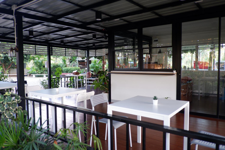 Food & Drinks, Sameikei Homestay, Song